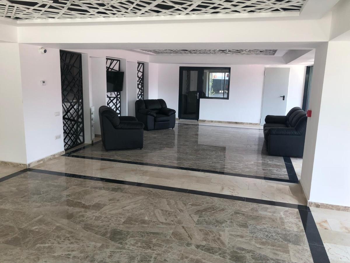 Sophia 3 Luxury Apartments Mamaia Buitenkant foto