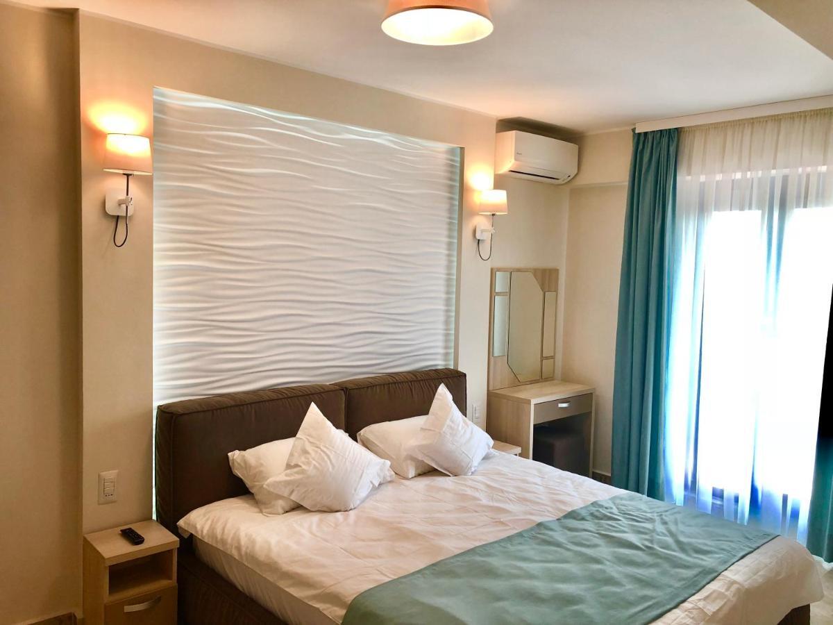 Sophia 3 Luxury Apartments Mamaia Buitenkant foto